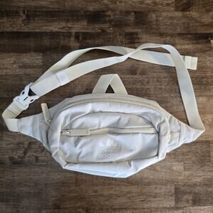 Adidas Originals Waist Pack Fanny Pack Cream Unisex One Size Crossbody Bag NWOT